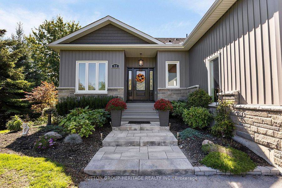 Kawartha Lakes, ON K0M 2C0,52 Hillside DR