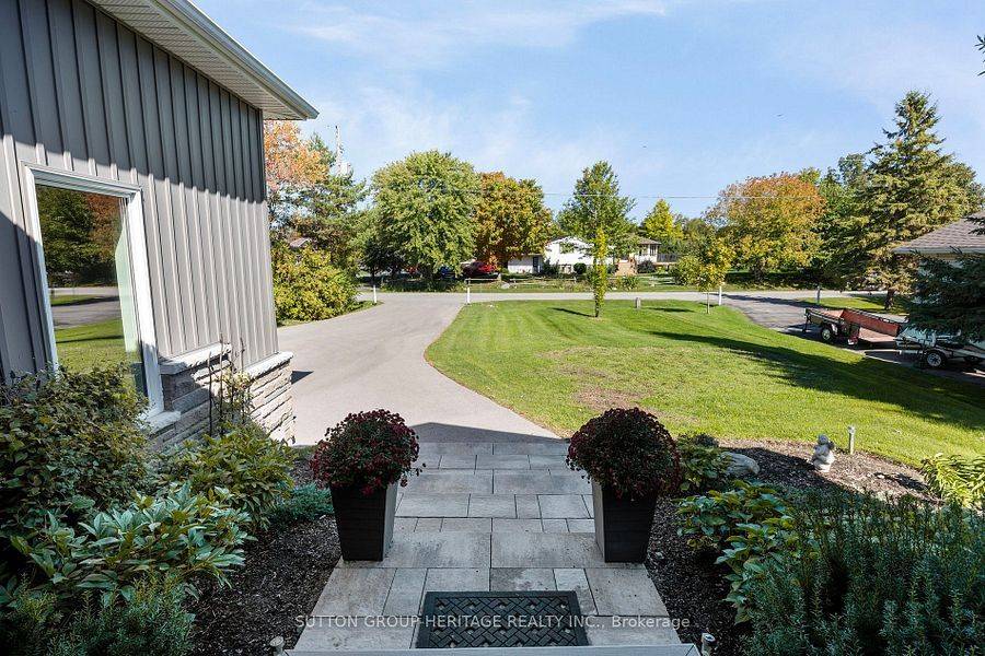 Kawartha Lakes, ON K0M 2C0,52 Hillside DR