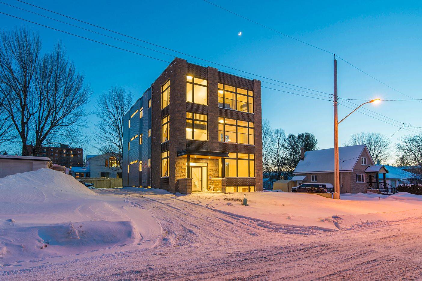 Overbrook - Castleheights And Area, ON K1K 1B9,550 Guy ST #2