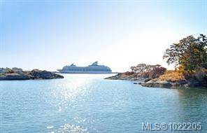 Victoria, BC V8V 1A2,60 Dallas Rd #36