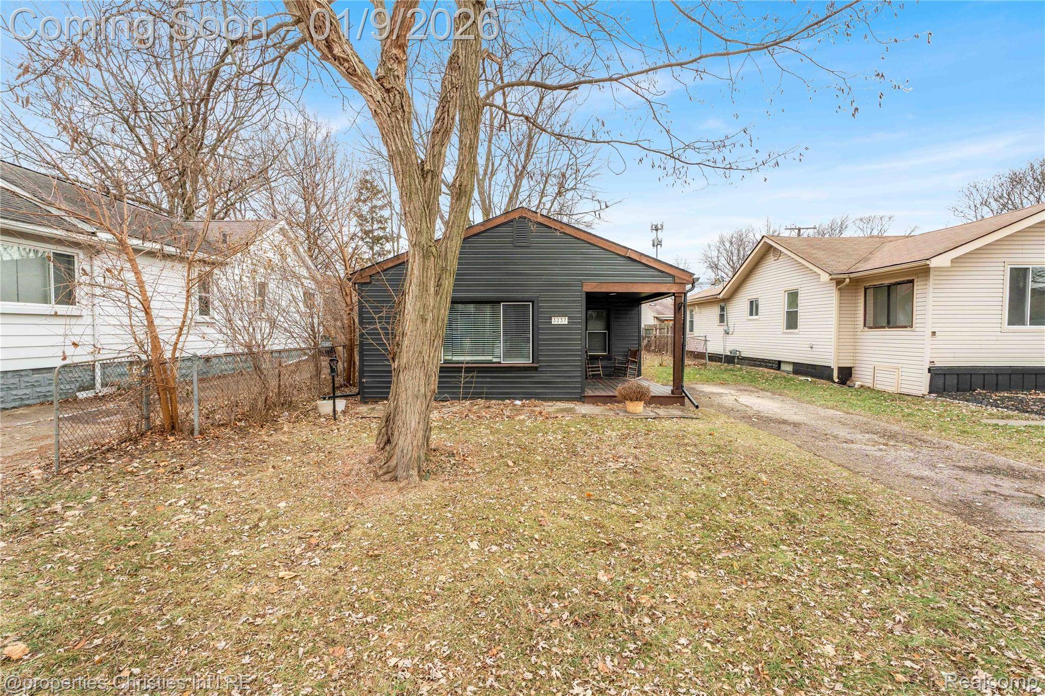 Ferndale, MI 48220,3237 Harris ST