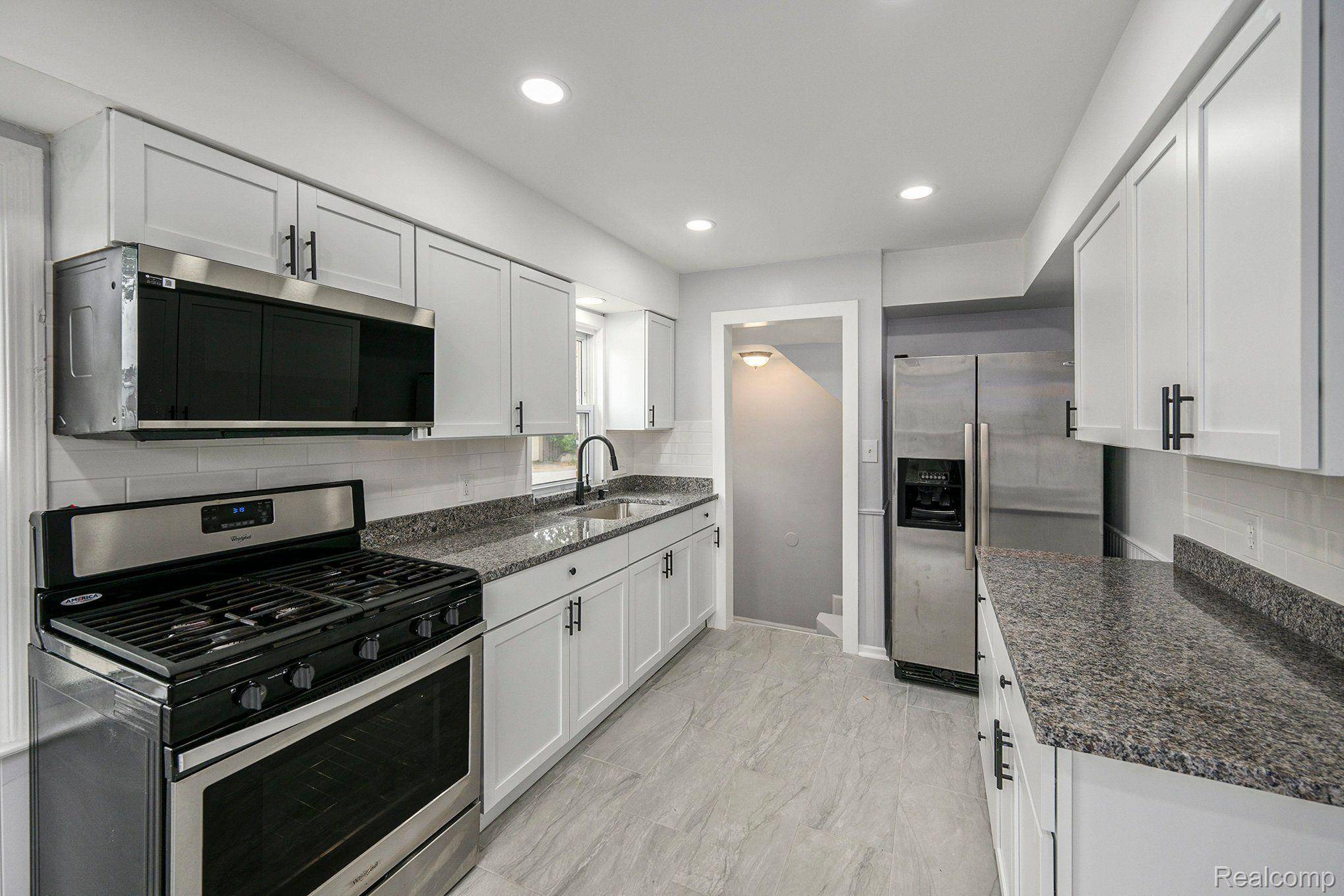 Dearborn, MI 48124,2856 ACADEMY ST