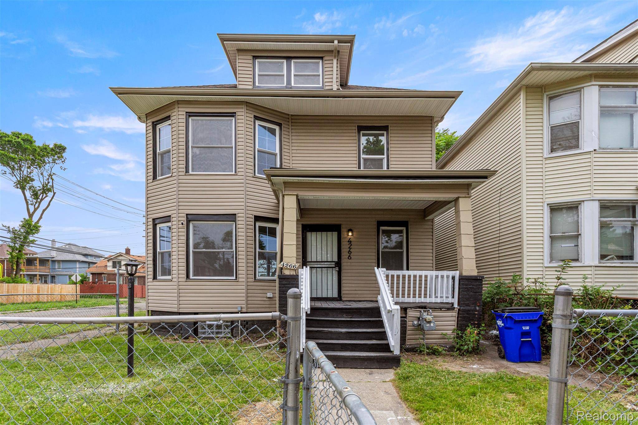 Detroit, MI 48214,4266 Seminole ST