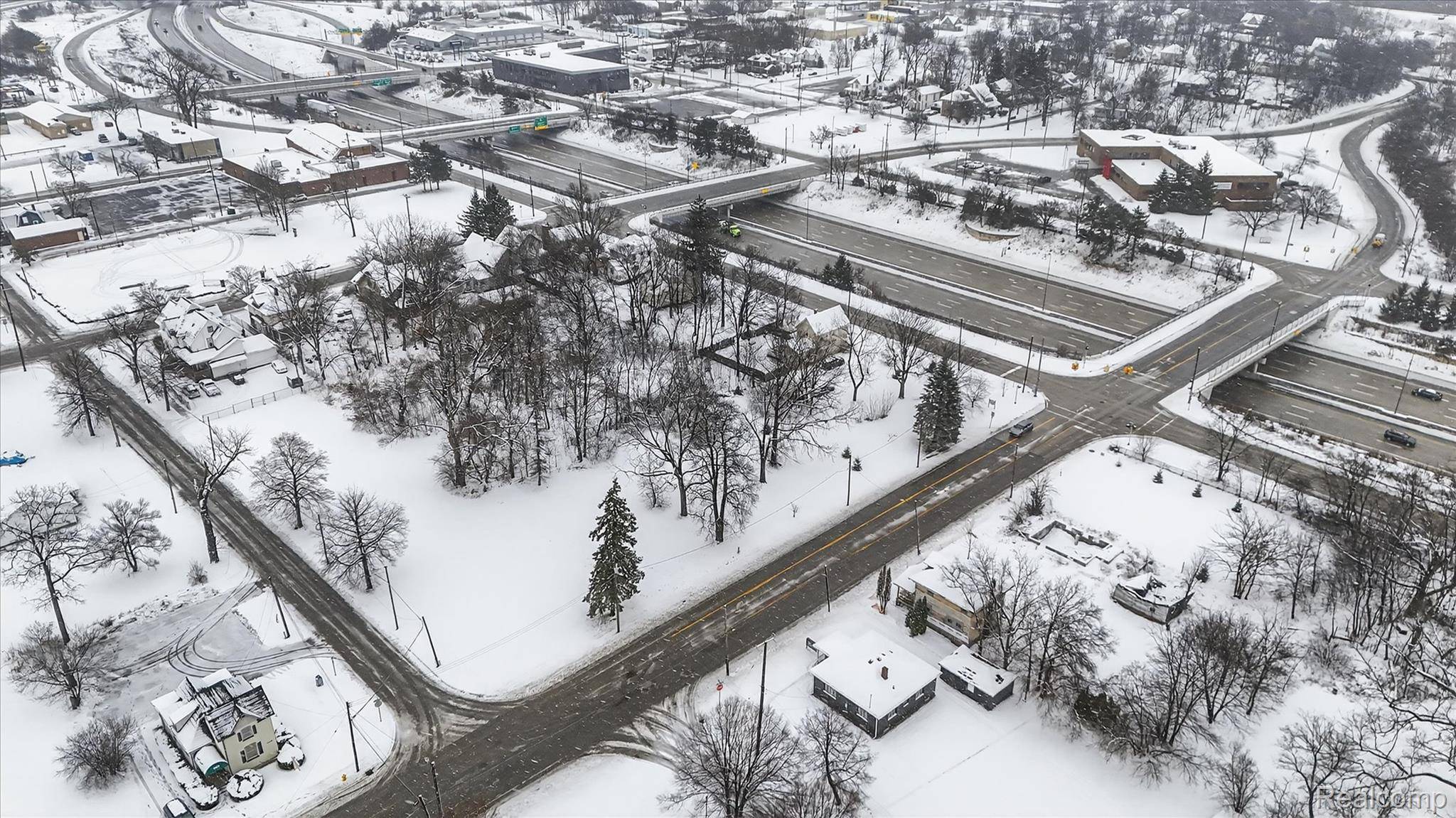 Flint, MI 48502,1215 S Grand Traverse ST