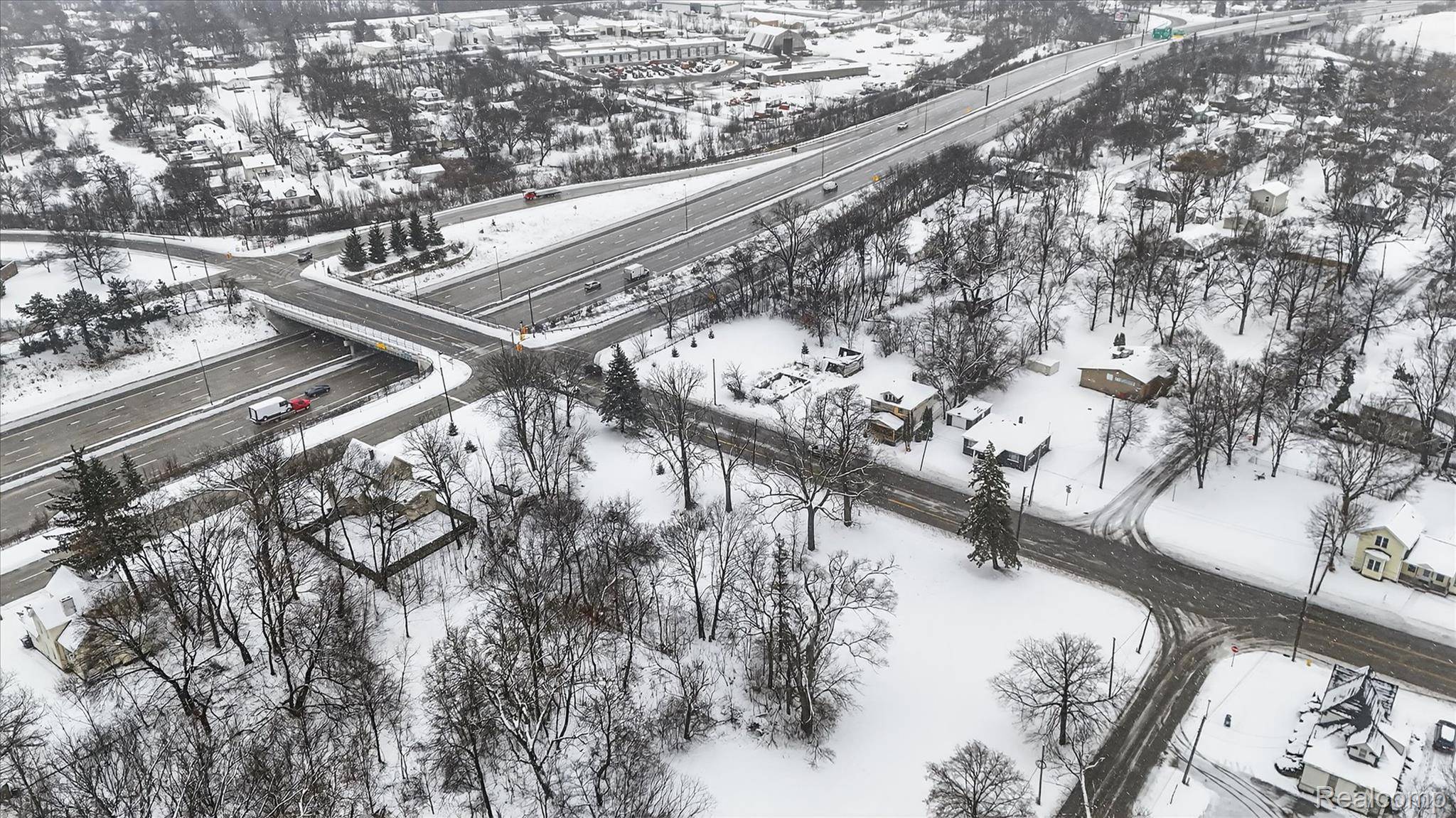 Flint, MI 48502,1215 S Grand Traverse ST