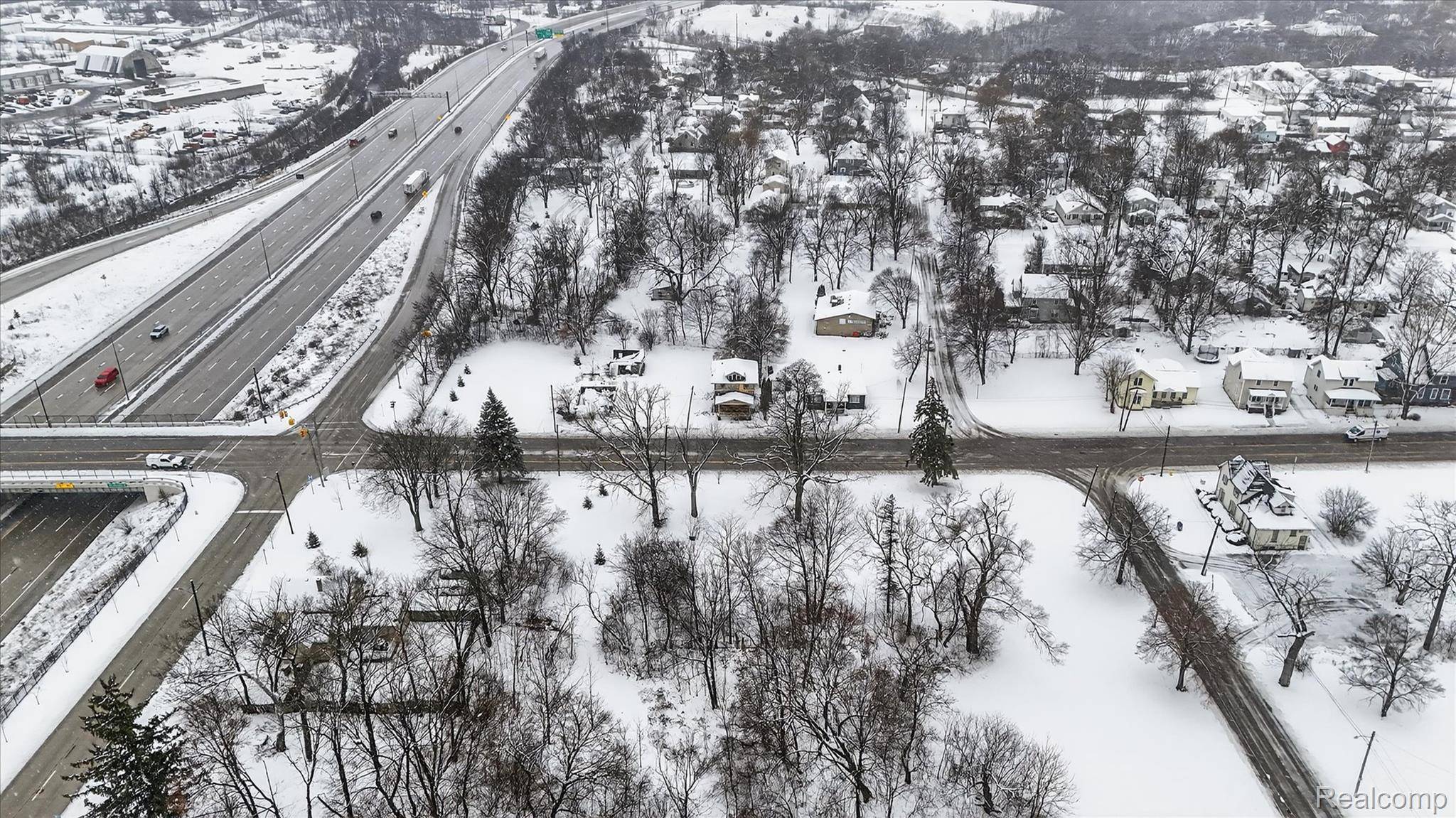 Flint, MI 48502,1215 S Grand Traverse ST