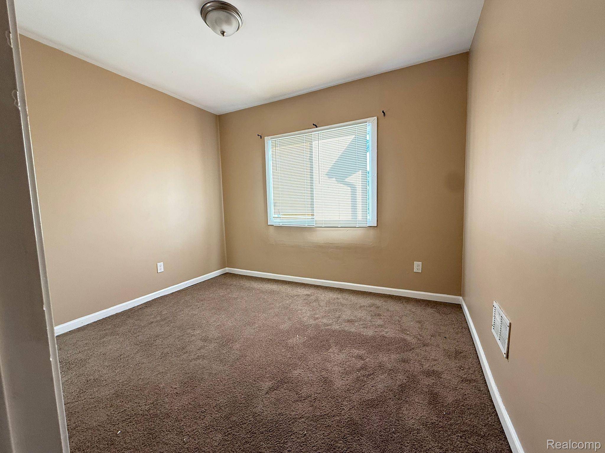 Detroit, MI 48204,8096 WETHERBY ST