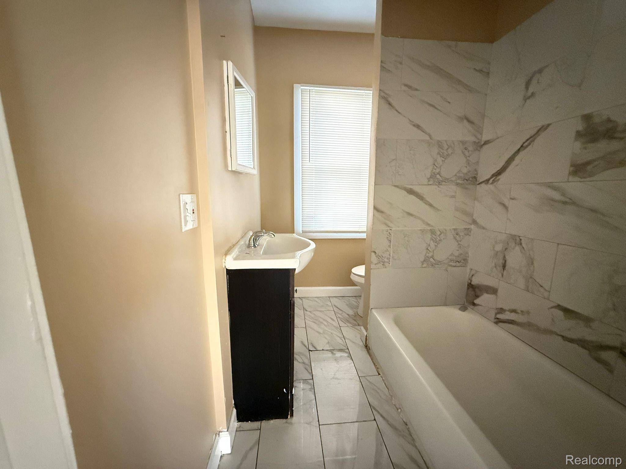 Detroit, MI 48204,8096 WETHERBY ST