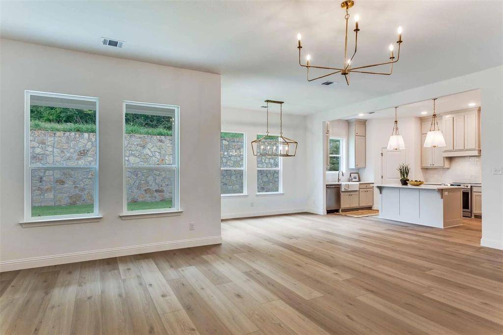 Benbrook, TX 76126,622 Sterling Drive