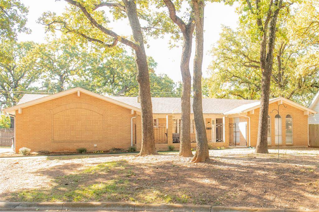 Fort Worth, TX 76112,7544 Monterrey Drive