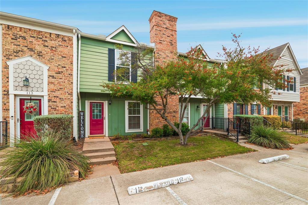 Euless, TX 76039,112 Churchill Lane