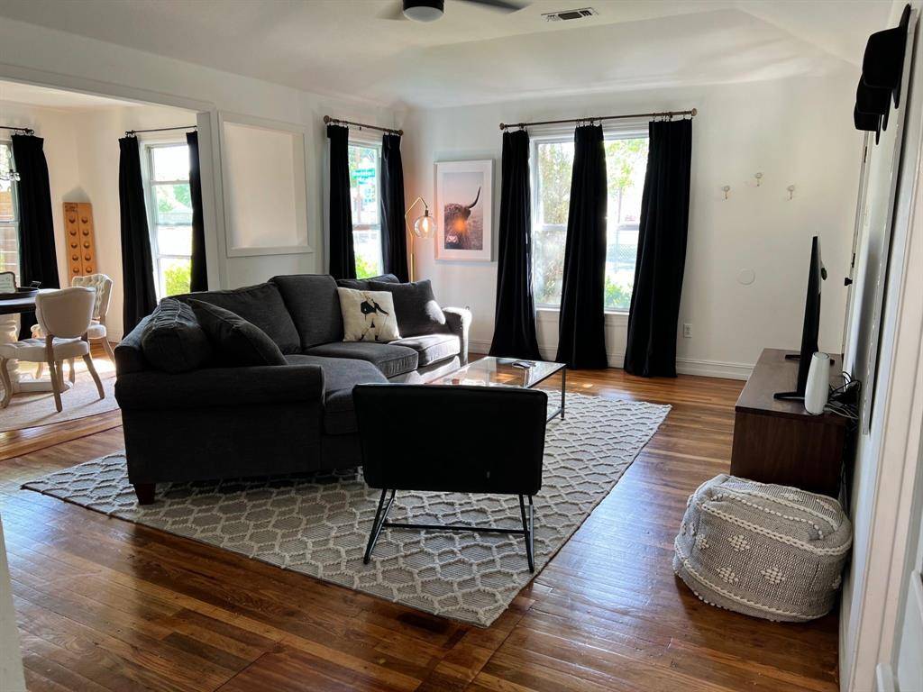 Fort Worth, TX 76111,2021 Bluebonnet Drive