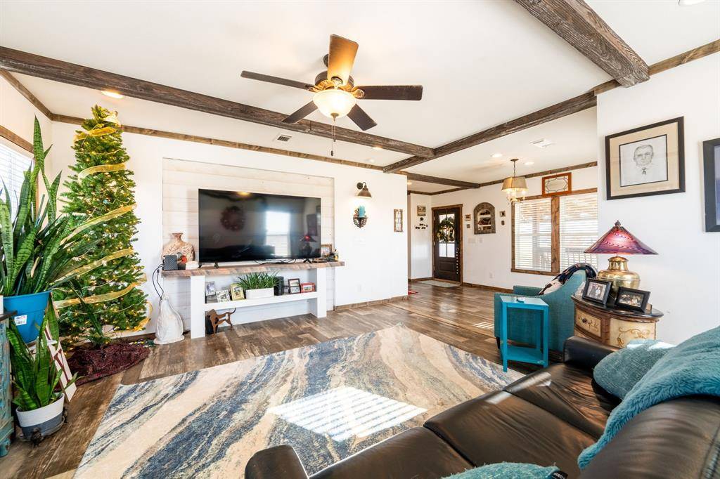 Caddo Mills, TX 75135,4043 County Road 2626