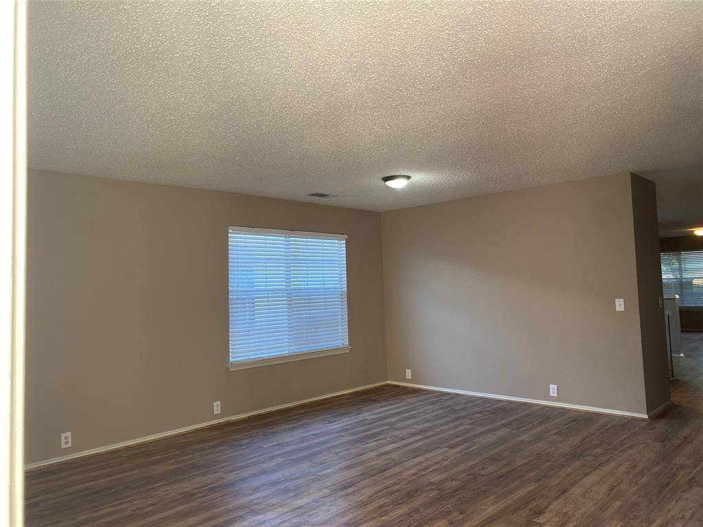 Sherman, TX 75092,4211 Falcon Drive