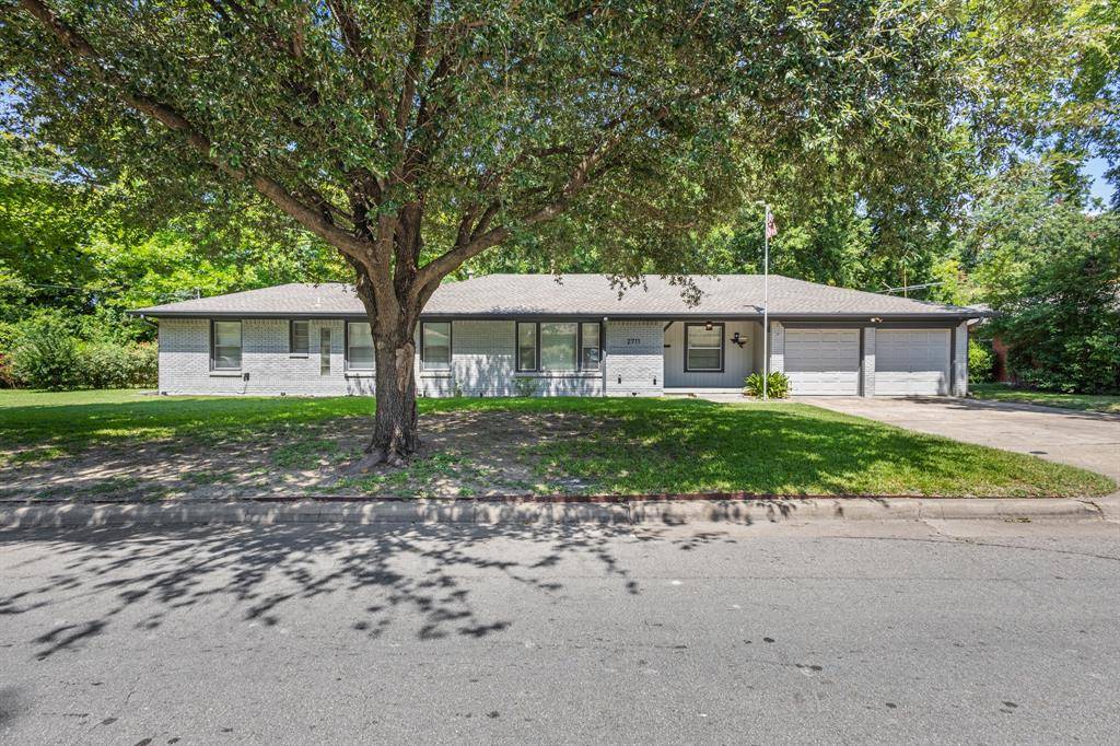 Dallas, TX 75227,2711 Santa Cruz Drive