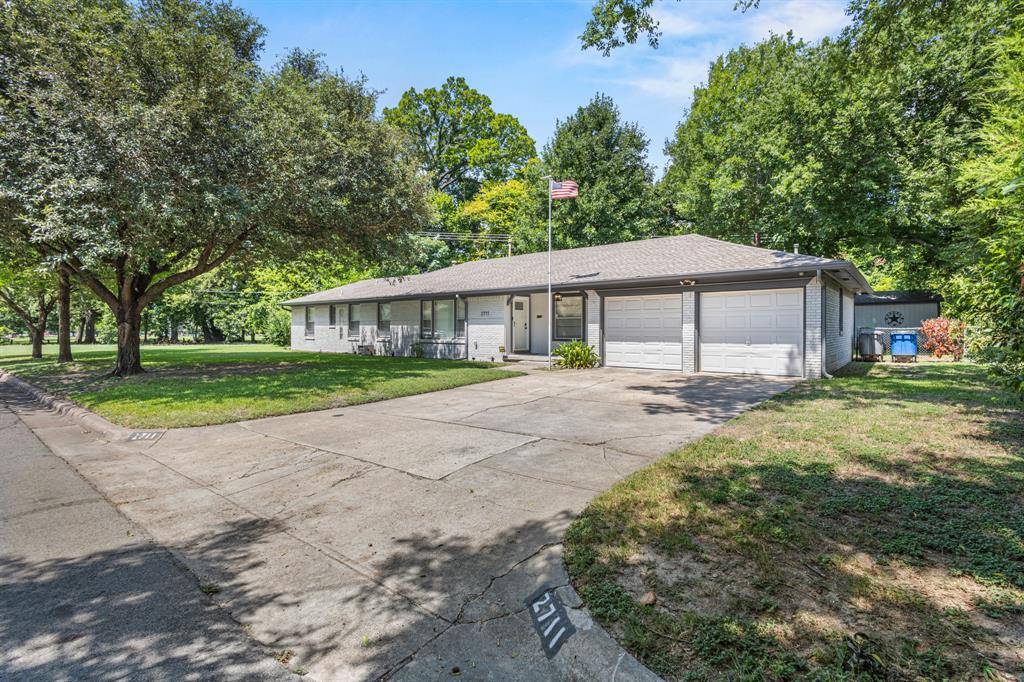 Dallas, TX 75227,2711 Santa Cruz Drive