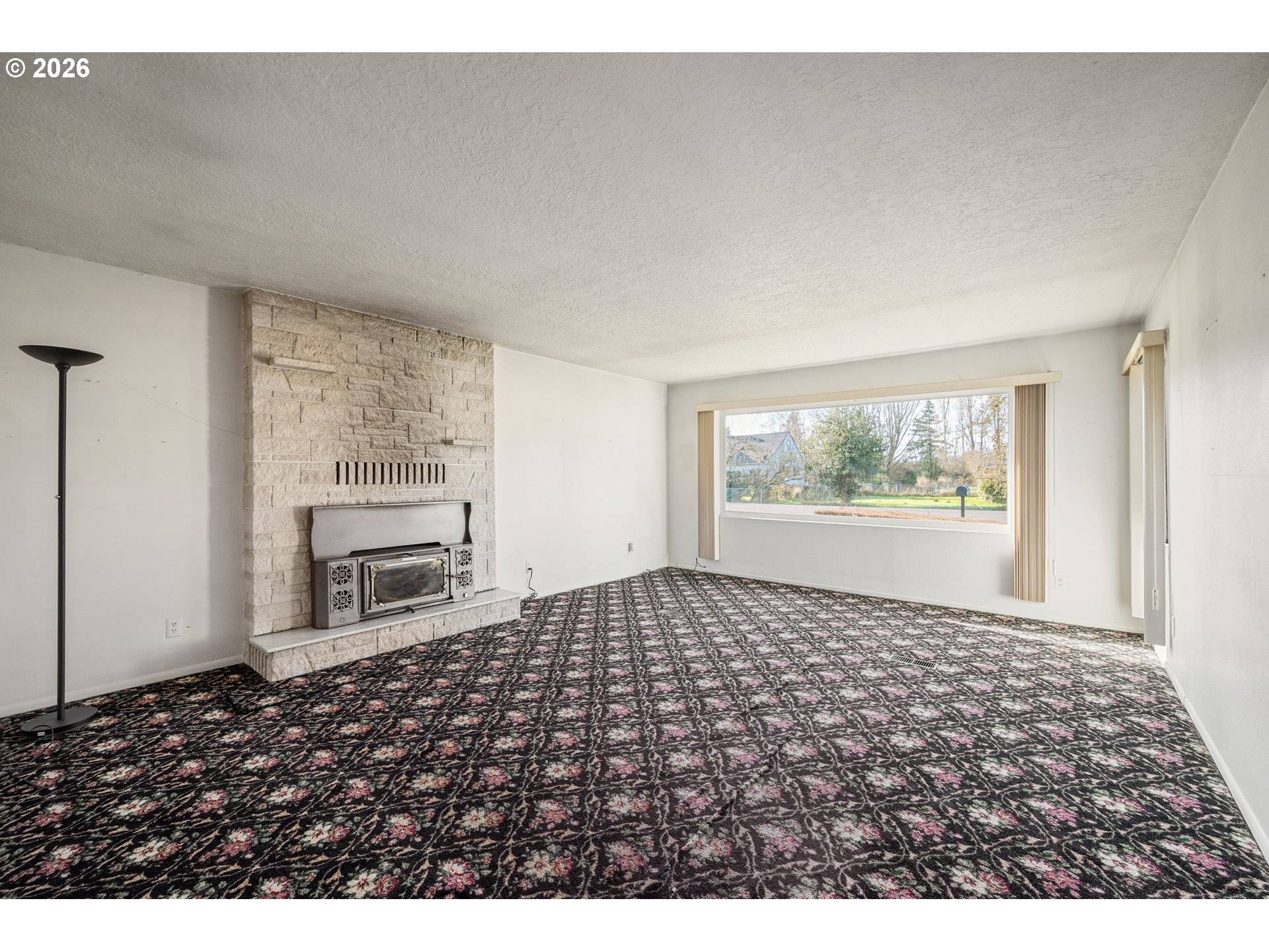 Longview, WA 98632,1044 33RD AVE