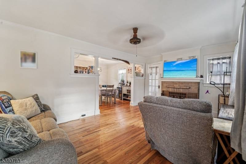 Teaneck Twp., NJ 07666,1485 Gaylord Ter