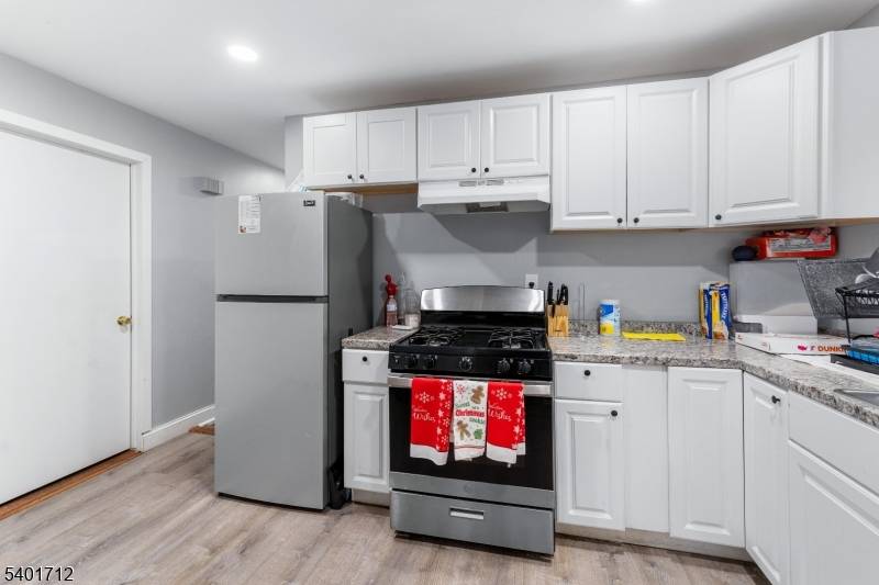 Elizabeth City, NJ 07202,632-634 Maple Ave