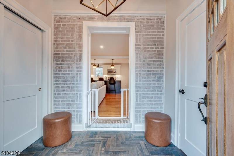 Edison Twp., NJ 08837,152 Fourth St