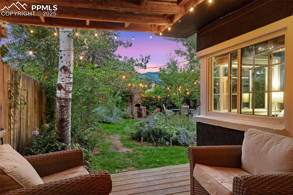 Manitou Springs, CO 80829,210 Mesa AVE