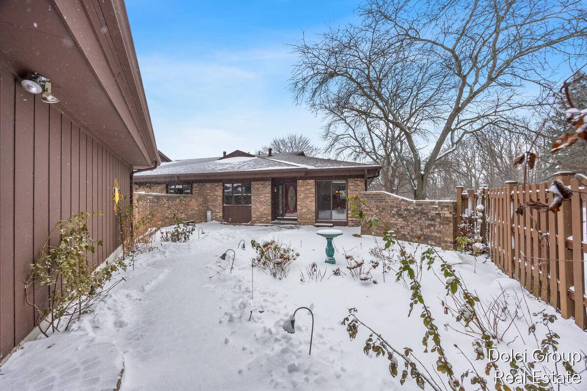 Grand Rapids, MI 49546,6134 Parview DR SE