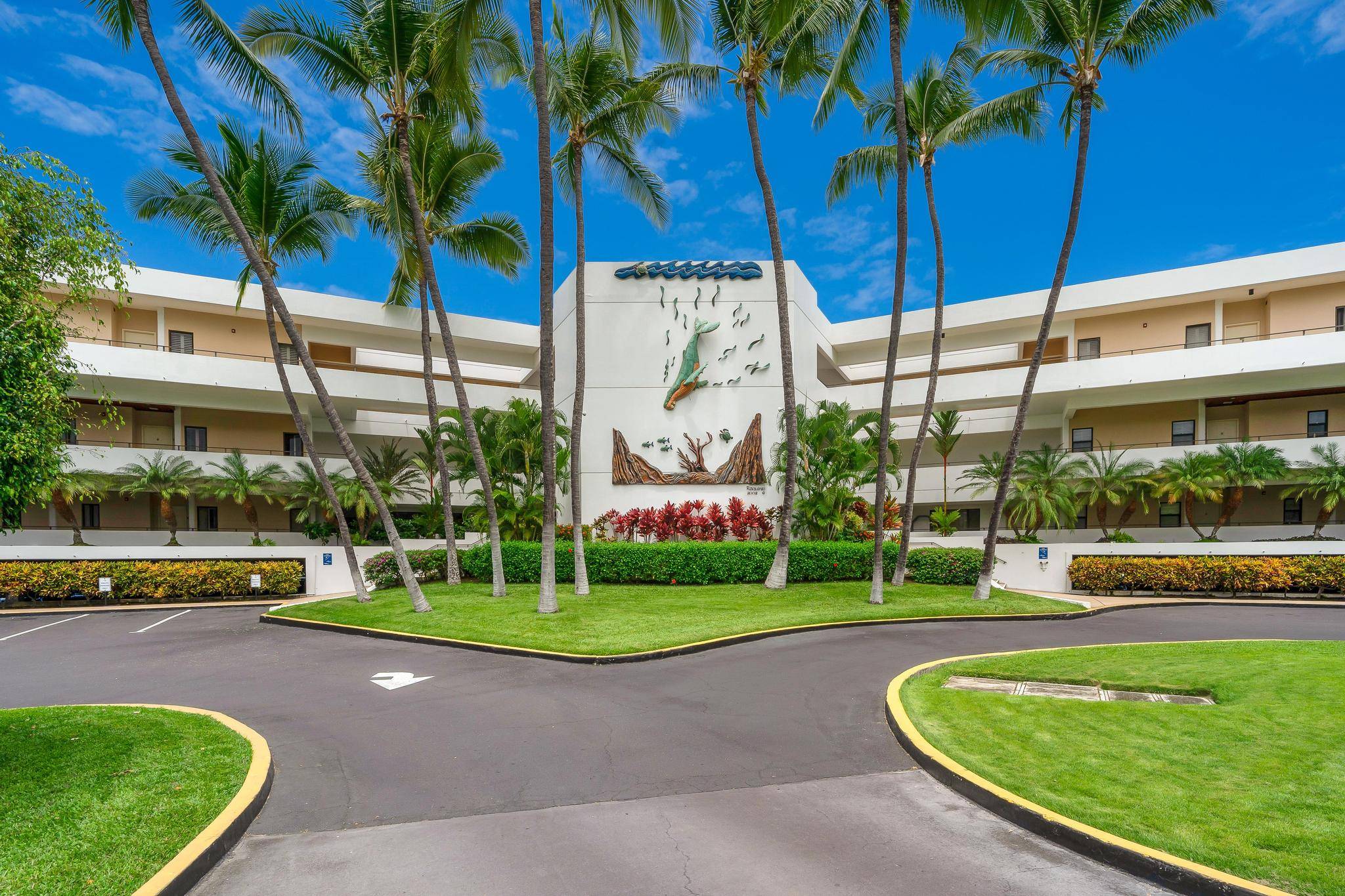 Kailua-kona, HI 96740,75-6040 ALII DR #401