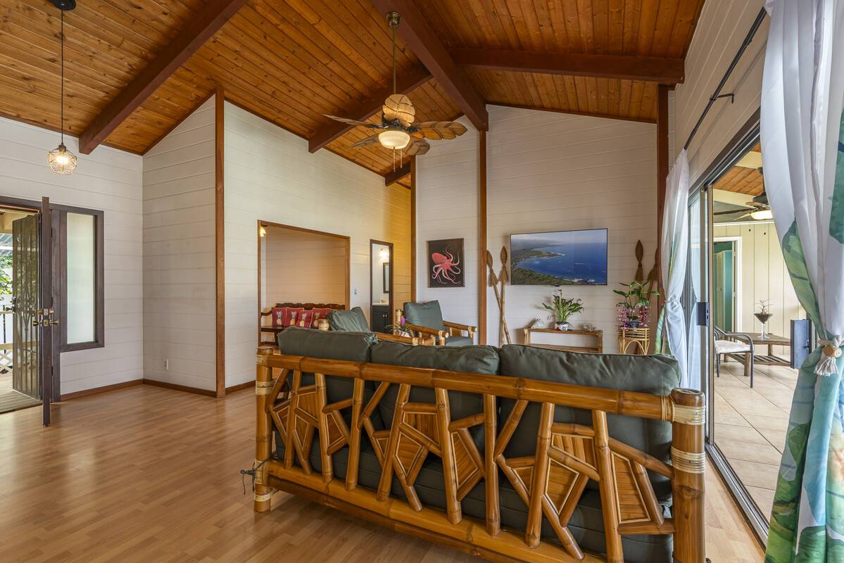 Kailua-kona, HI 96740