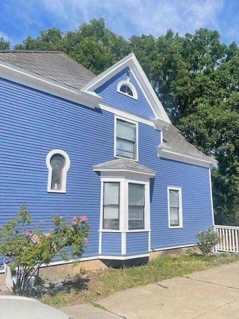 Saline, MI 48176,116 W McKay ST #2