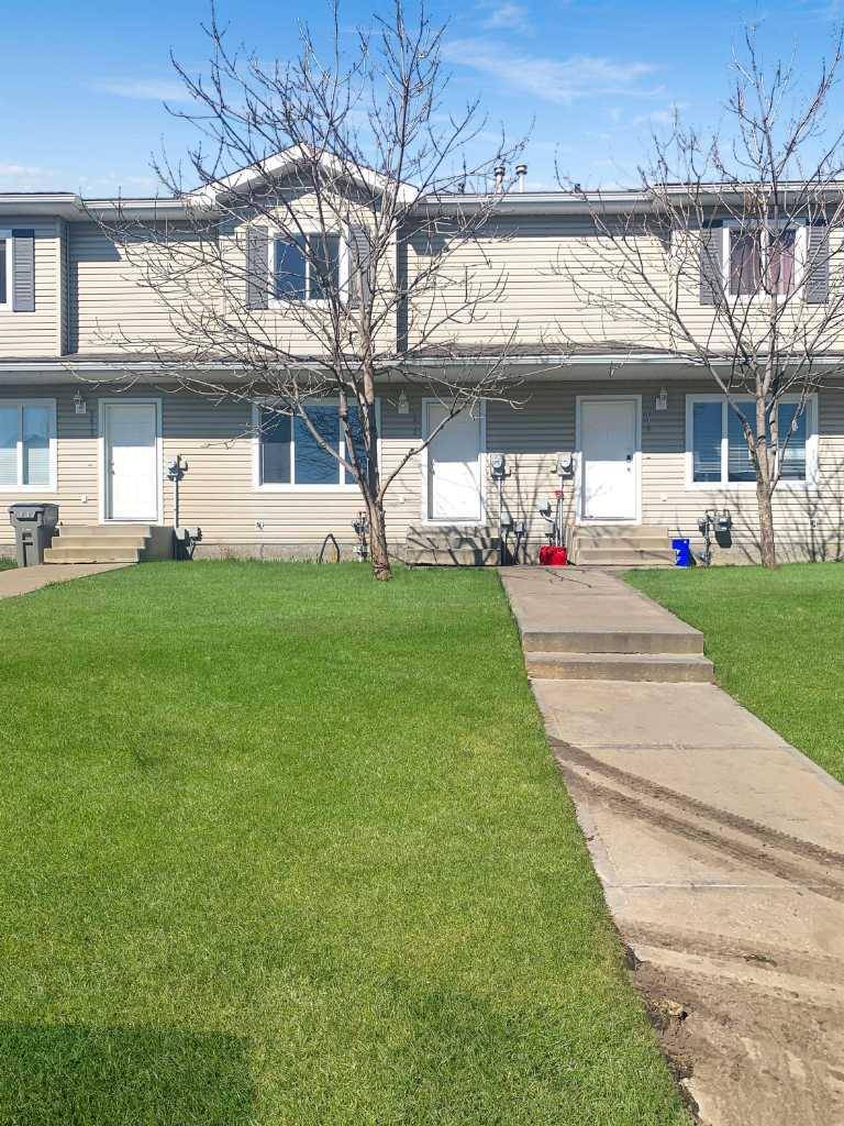 Grande Prairie, AB T8X1T2,9612 90A ST