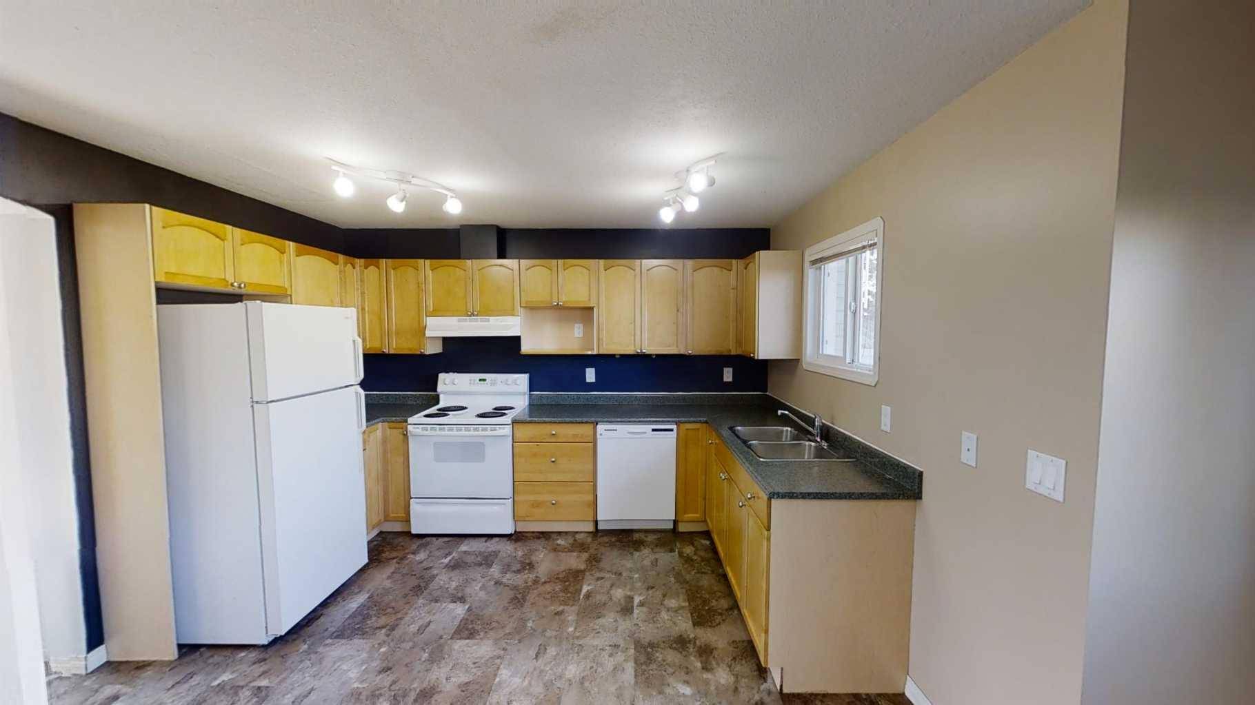 Grande Prairie, AB T8X1T2,9612 90A ST