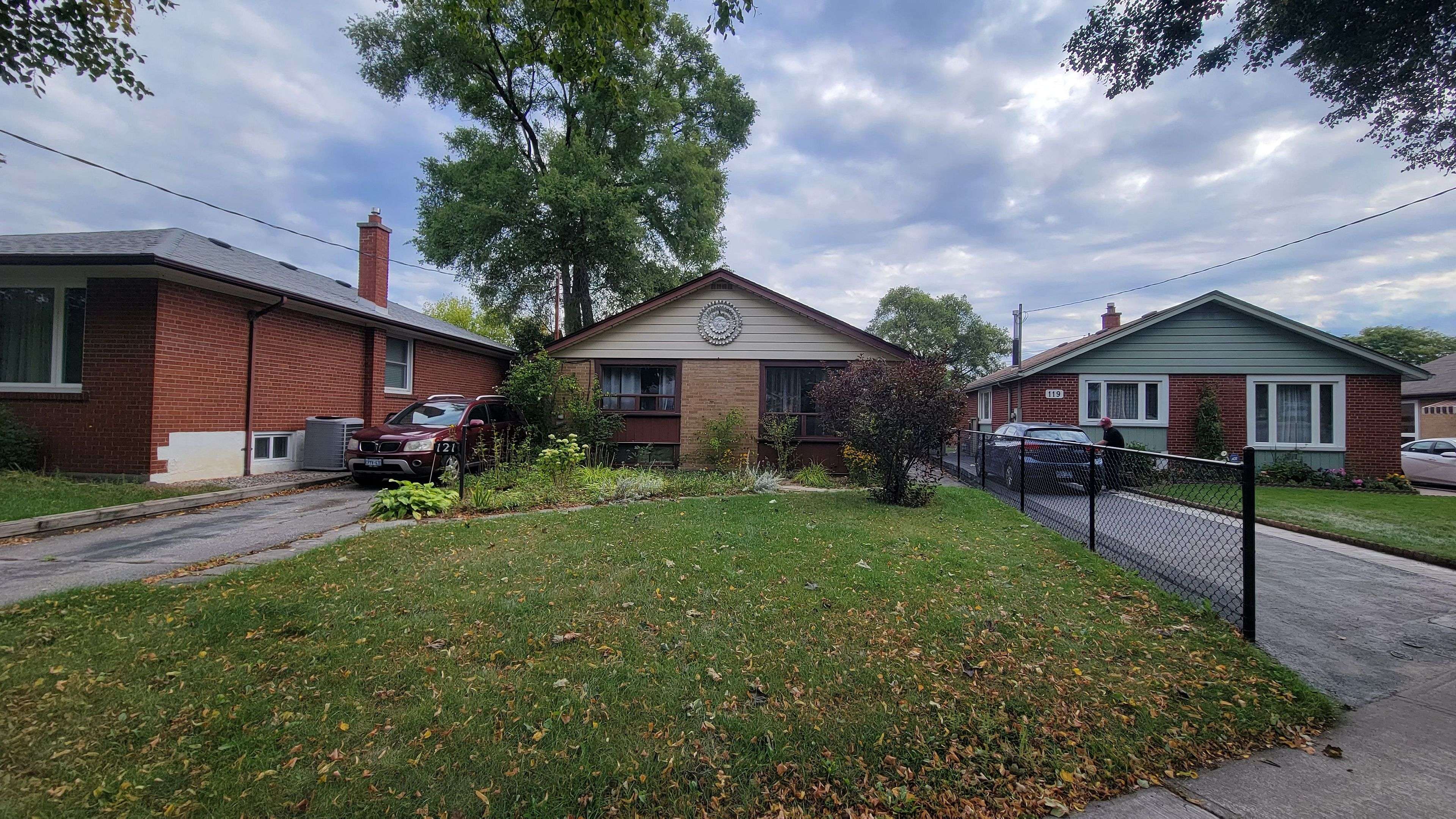 Toronto E09, ON M1H 1V8,121 Pandora CIR