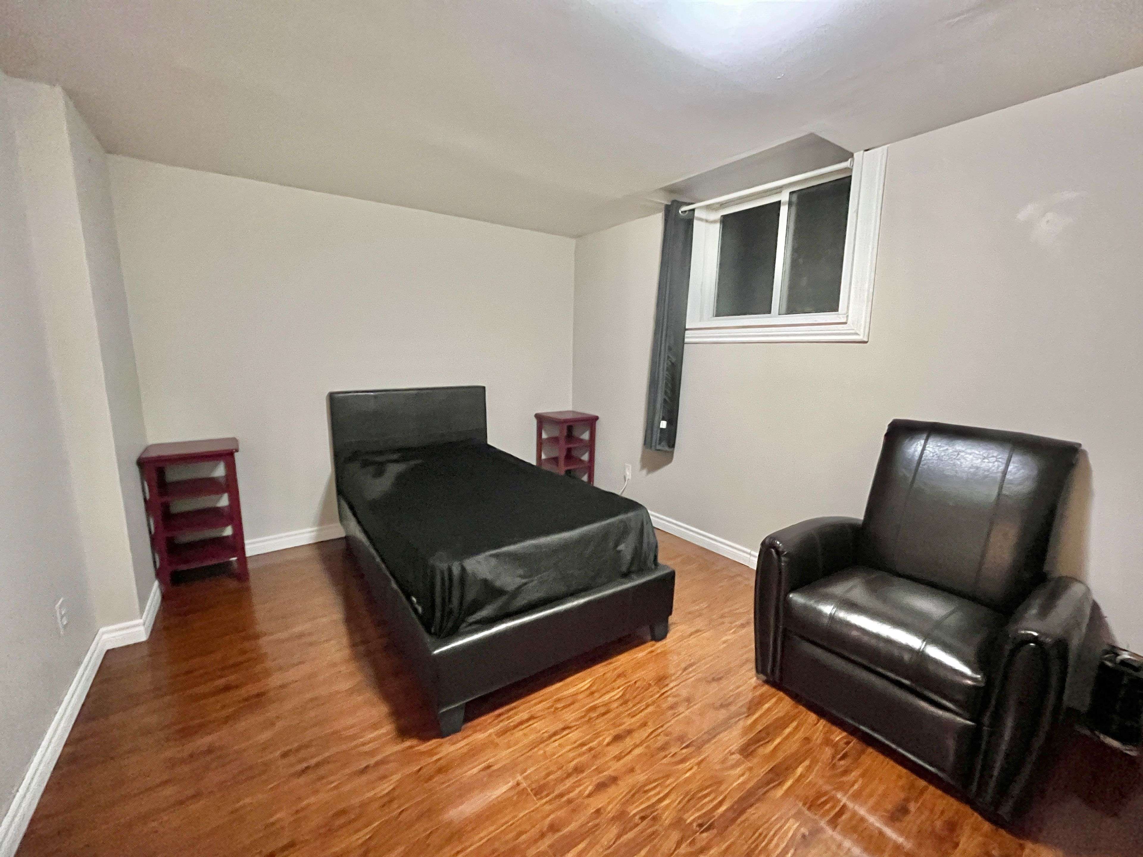 Ajax, ON L1S 6P6,2-188 Reed DR