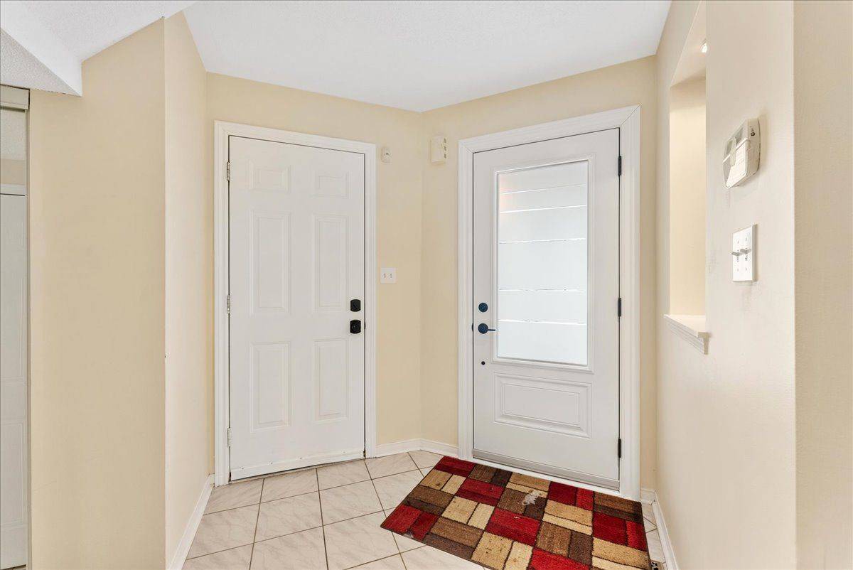 Whitby, ON L1N 9P3,34 Inlet Bay DR