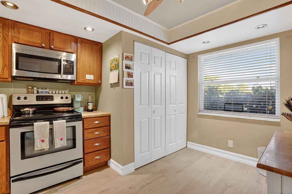 Margate, FL 33063,7640 NW 18th St #101