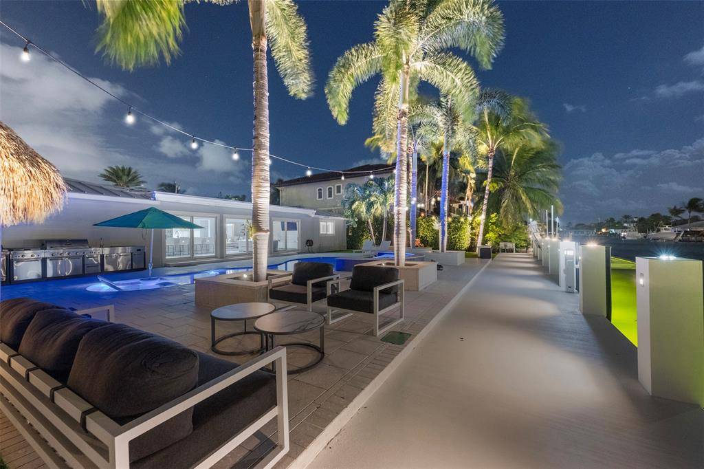 Lighthouse Point, FL 33064,2330 NE 35th St