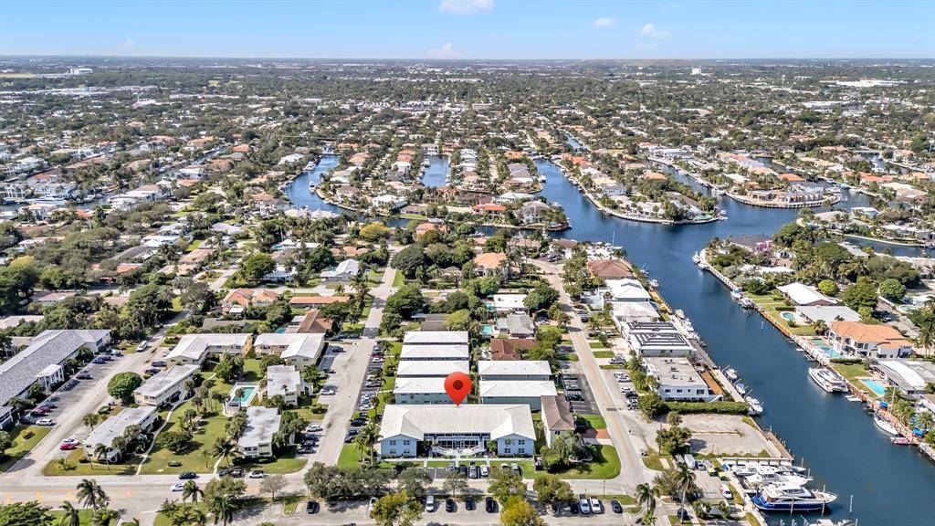 Lighthouse Point, FL 33064,2835 NE 28th Ave #3