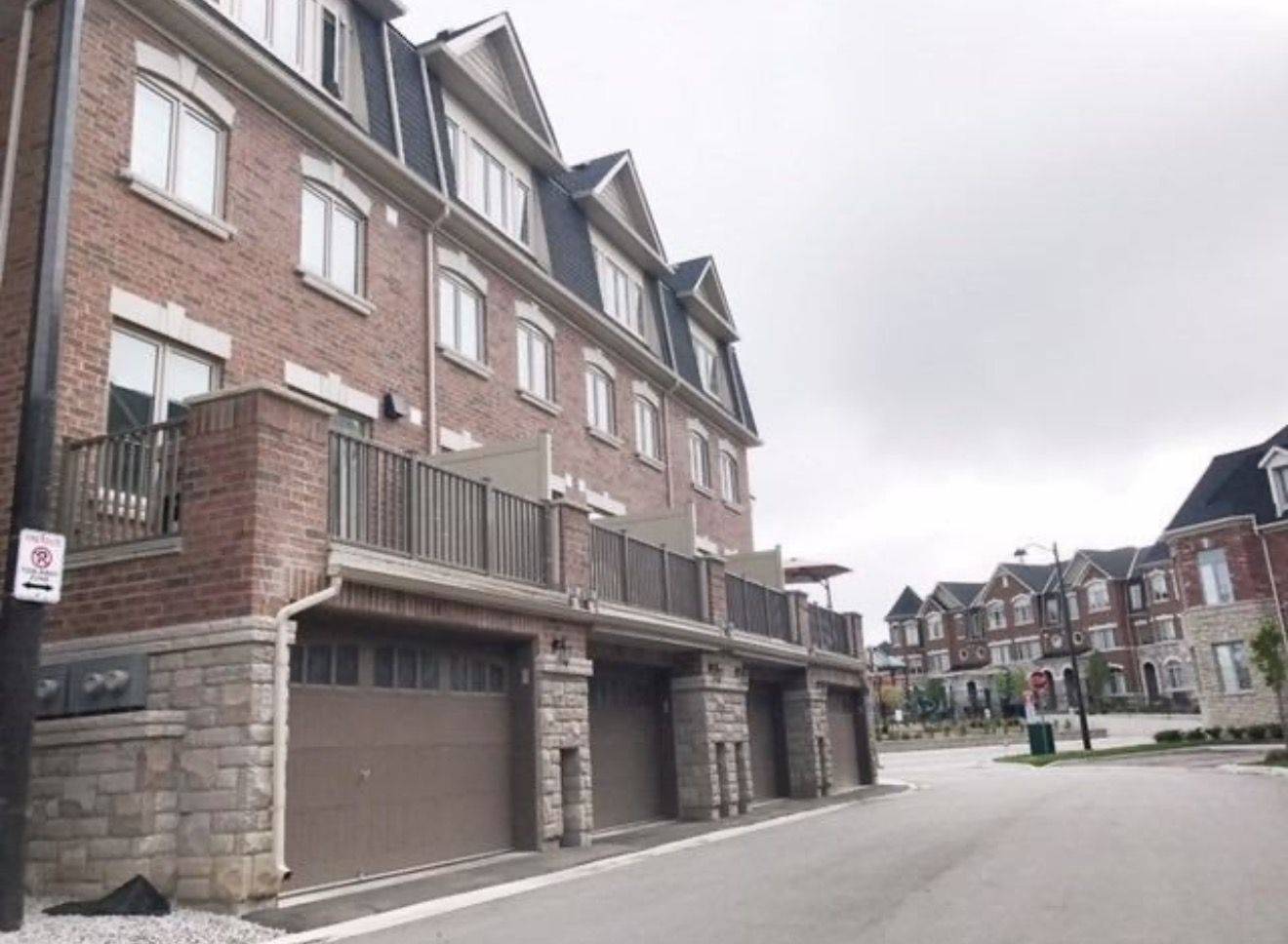 Vaughan, ON L6A 4W4,1331 Major Mackenzie DR ##58