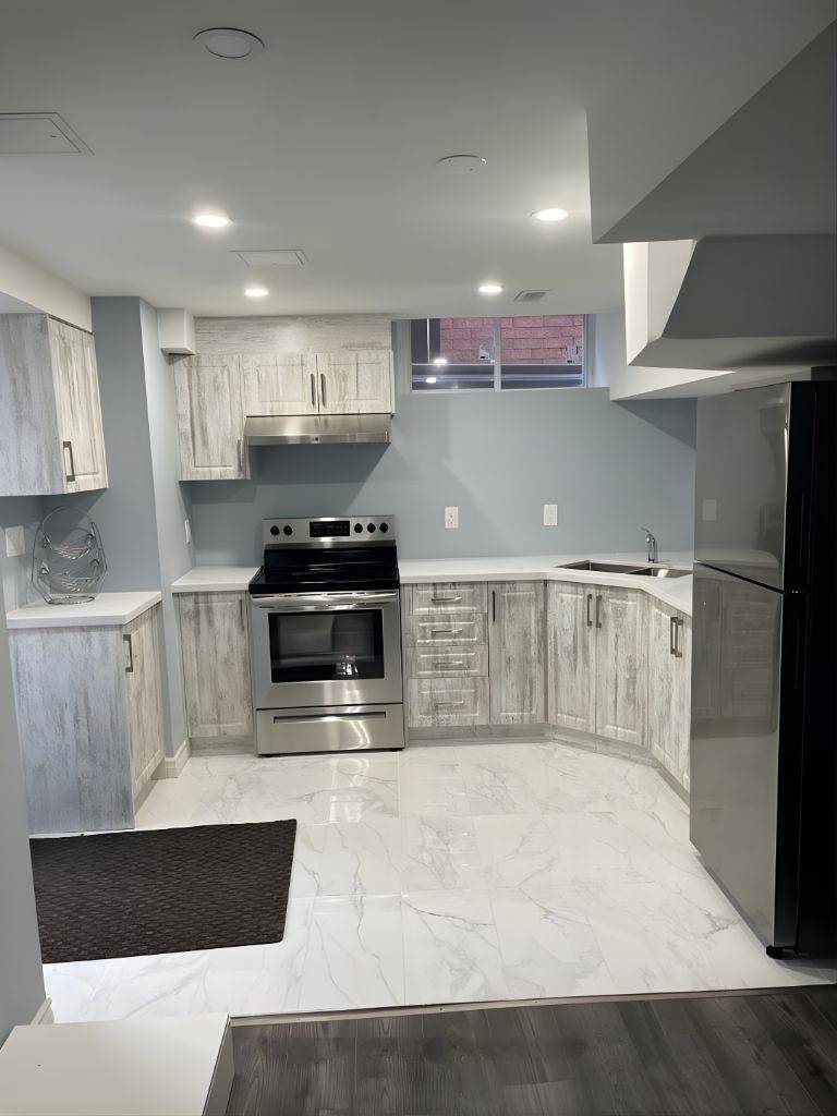 Brampton, ON L6P 1B1,17 Hollowgrove BLVD #Basement