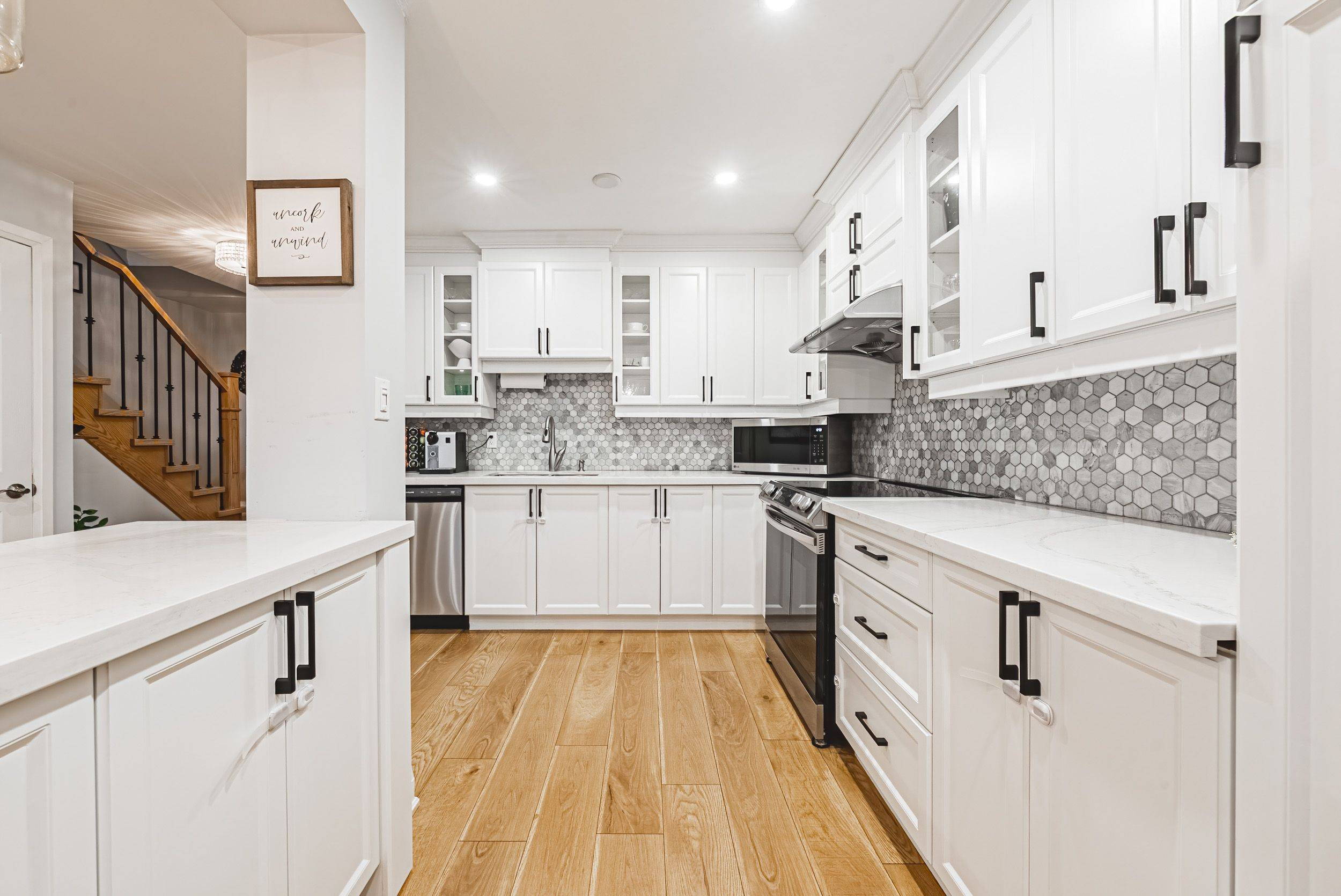 Burlington, ON L7L 5J9,4201 Longmoor DR #5