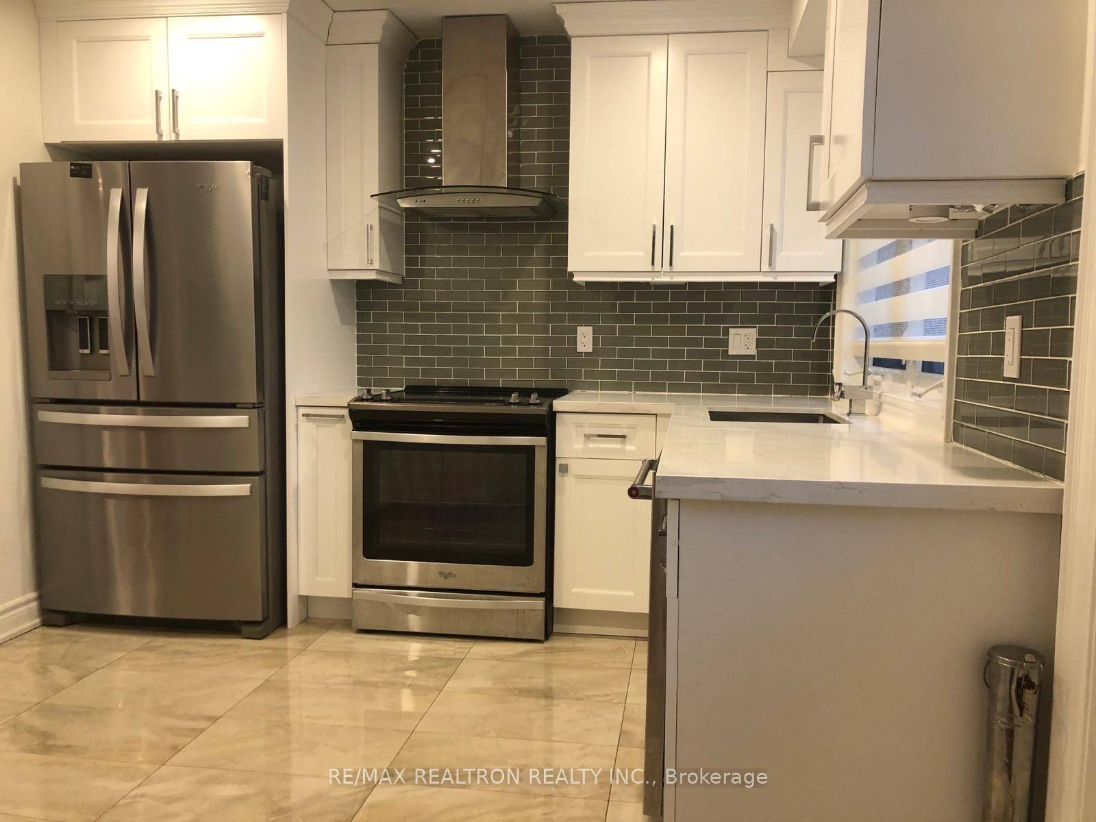 Burlington, ON L7T 3P1,654 Ellengale RD #Main