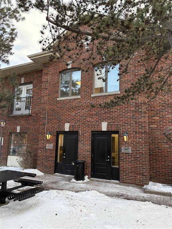 Toronto W08, ON M9C 5K6,5409 Eglinton AVE W #209