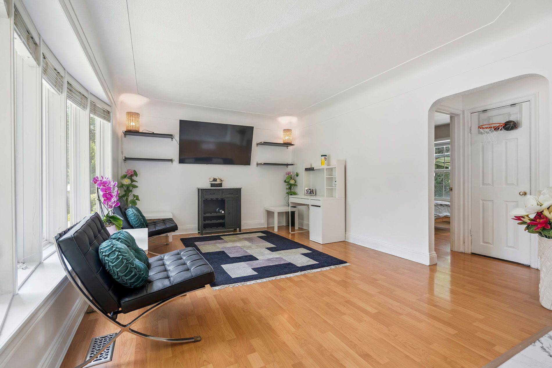 Burlington, ON L7P 1C1,2343 Mountainside DR