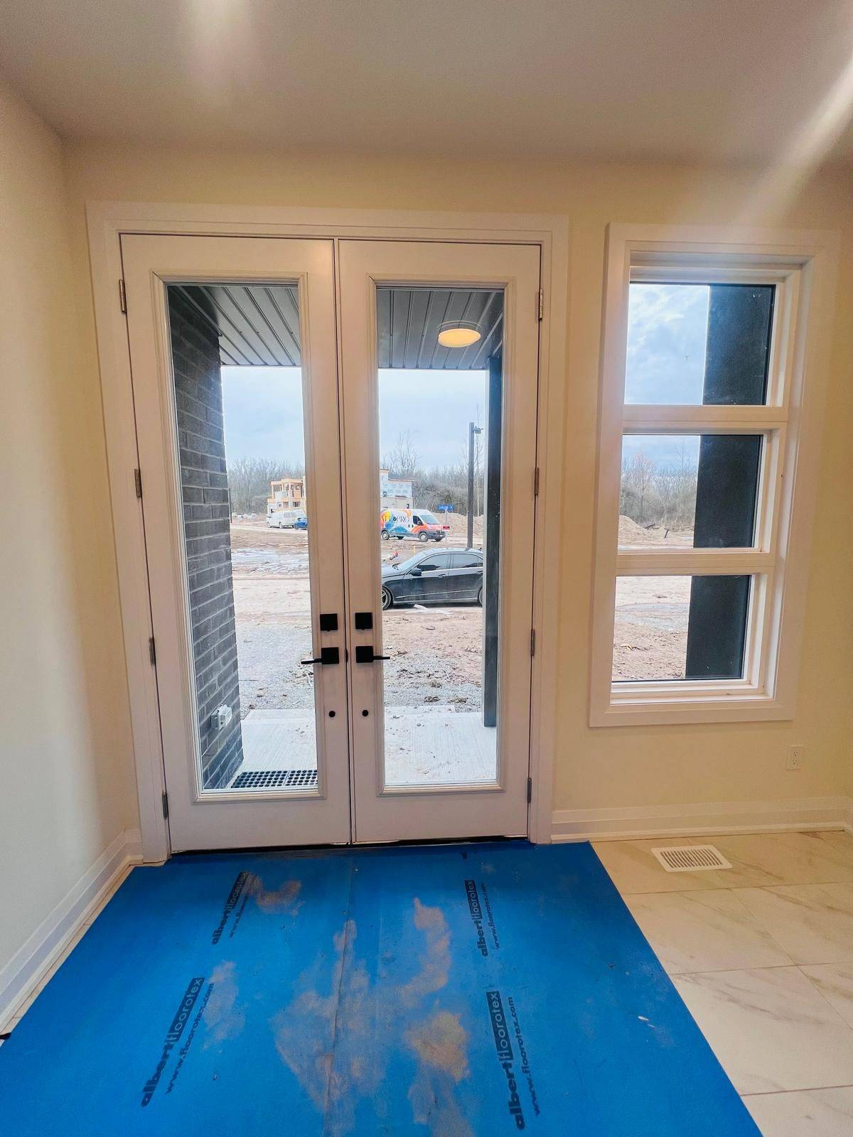 Niagara Falls, ON L2G 0E4,6458 Sunshine Common