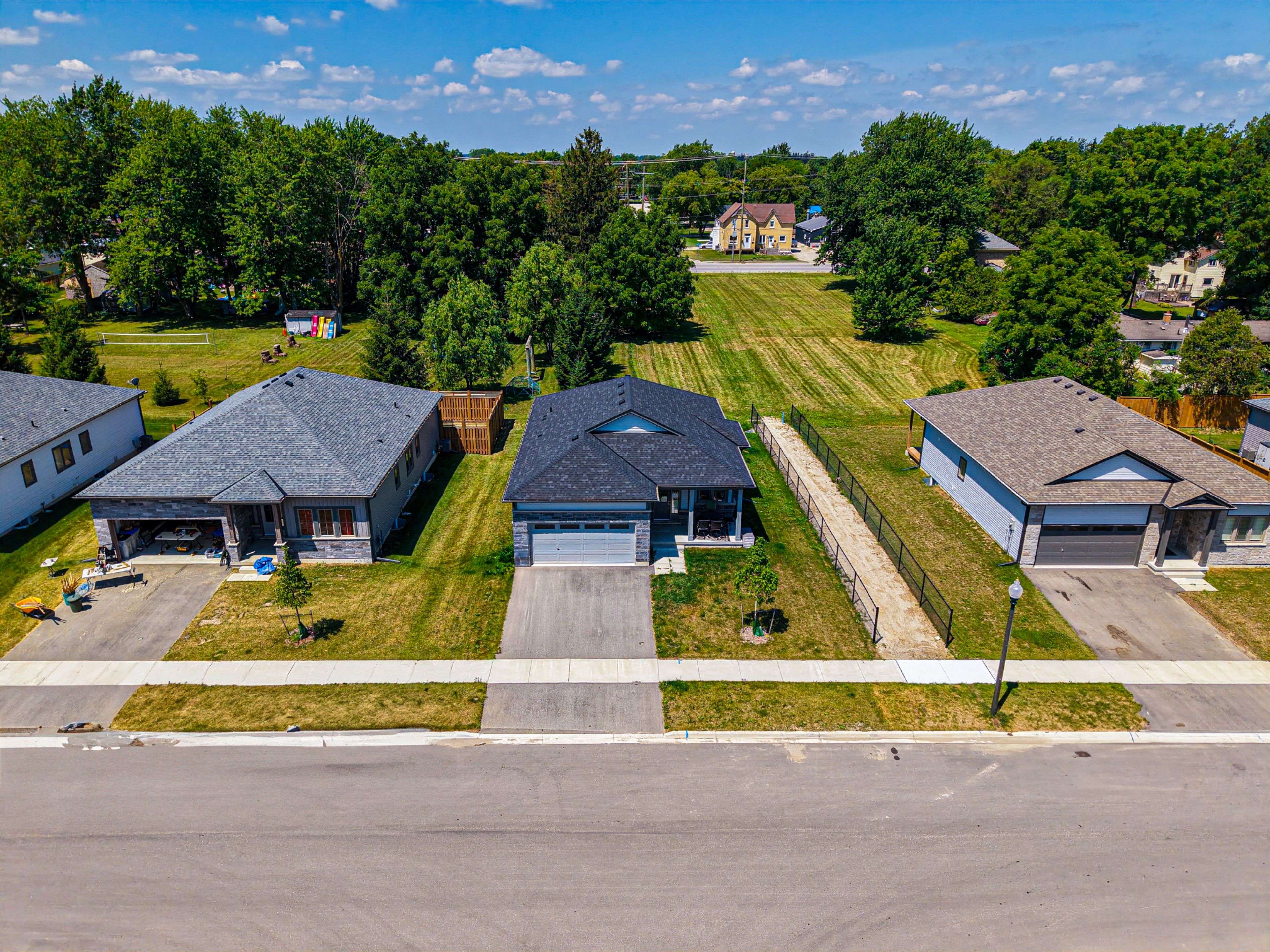 North Perth, ON N0G 1B0,142 Ellen ST