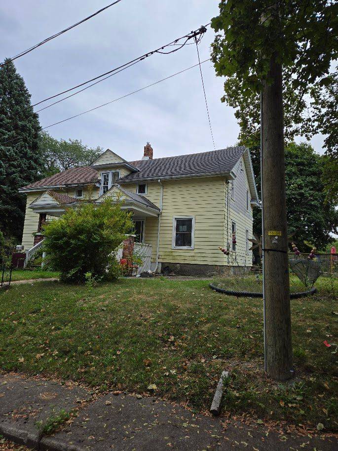 Niagara Falls, ON L2E 2X8,4340 Elgin ST