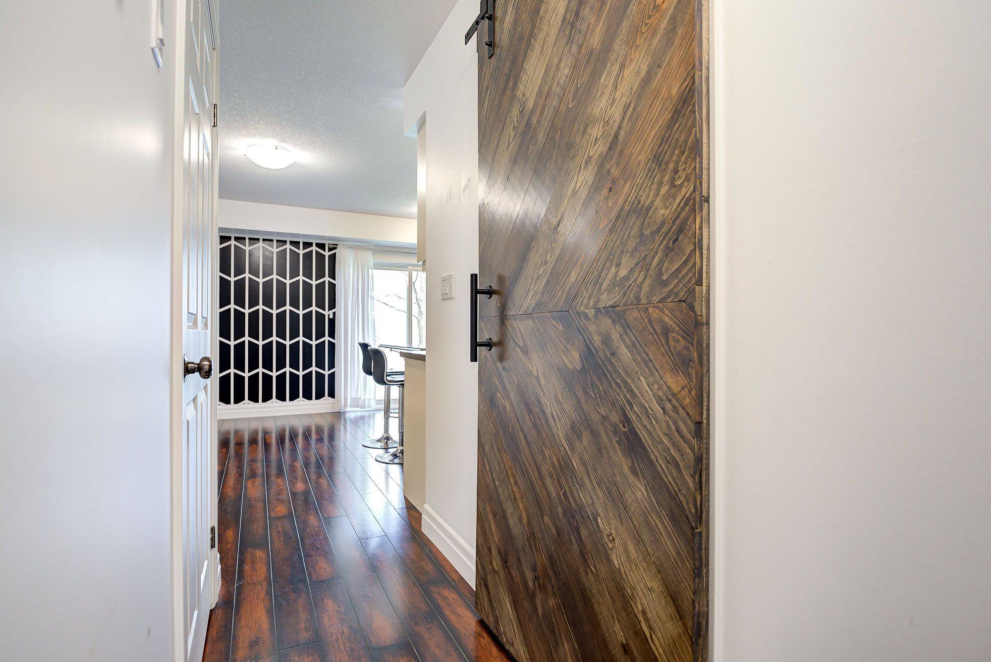 Kitchener, ON N2N 0B9,1180 Countrystone DR #5B