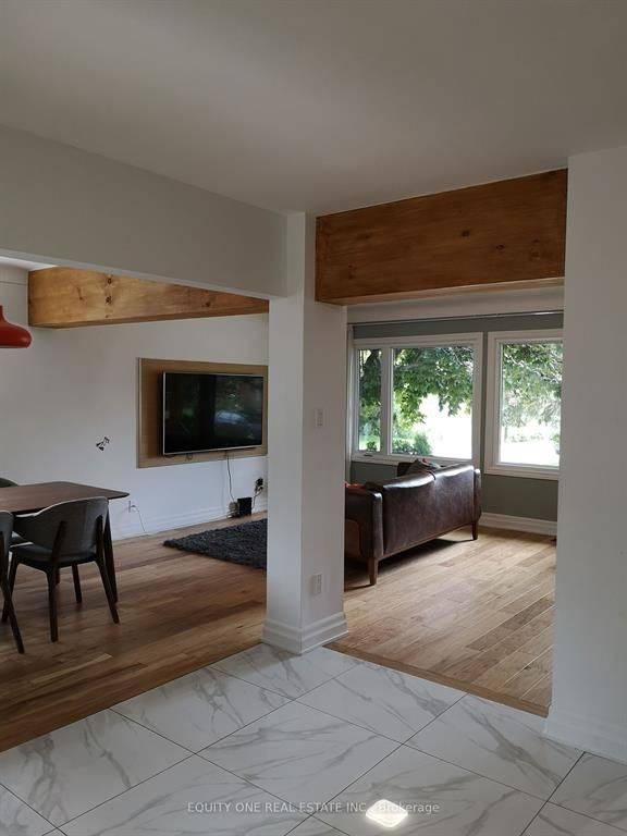 Vanier And Kingsview Park, ON K1L 7K8,366 Maria Goretti CIR