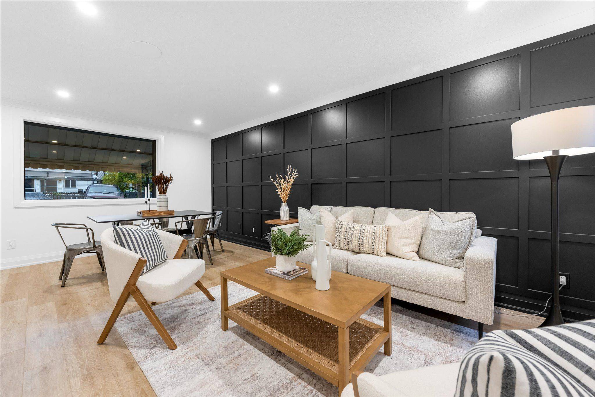 Hamilton, ON L8N 2P4,9 Ford ST