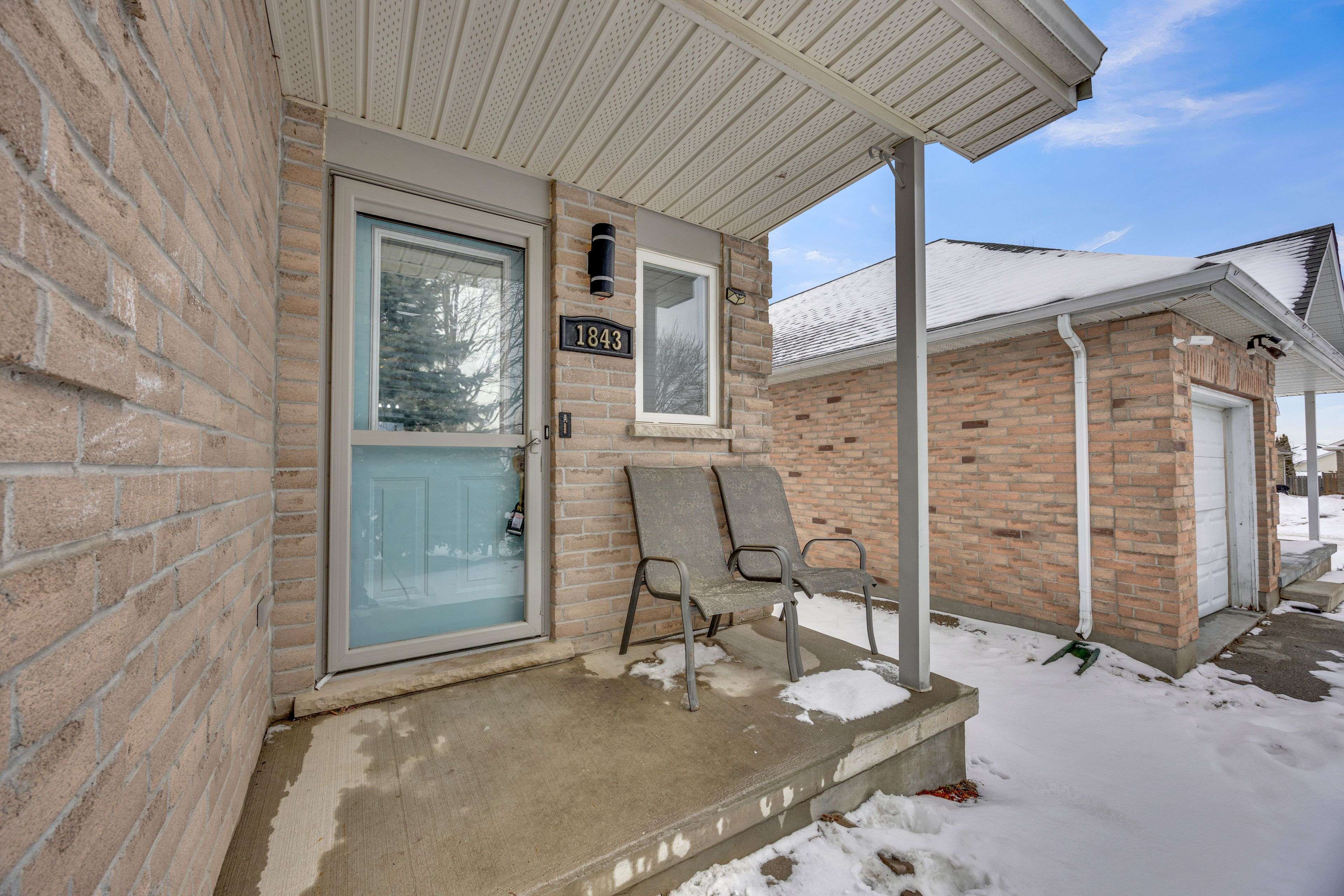 London North, ON N5X 4N2,1843 Bloom CRES